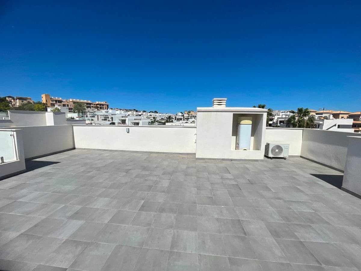 2 makuuhuone Huoneisto myytävänä paikassa Orihuela Costa mukana uima-altaan - 249 000 € (Ref: 10028473)