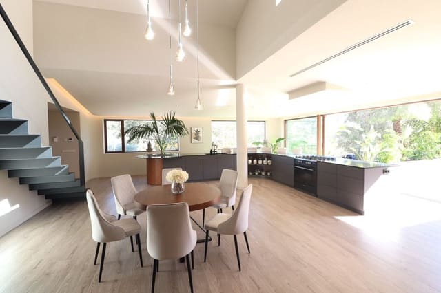 5 soverom Villa til salgs i Aspe med svømmebasseng - € 1 700 000 (Ref: 10028475)