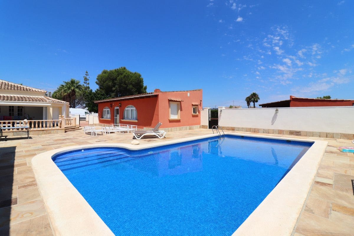 6 chambre Villa/Maison à vendre à Almoradi avec piscine - 595 000 € (Ref: 10028476)