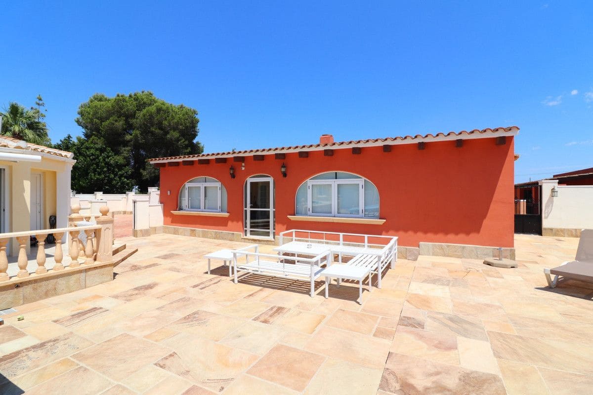 6 chambre Villa/Maison à vendre à Almoradi avec piscine - 595 000 € (Ref: 10028476)