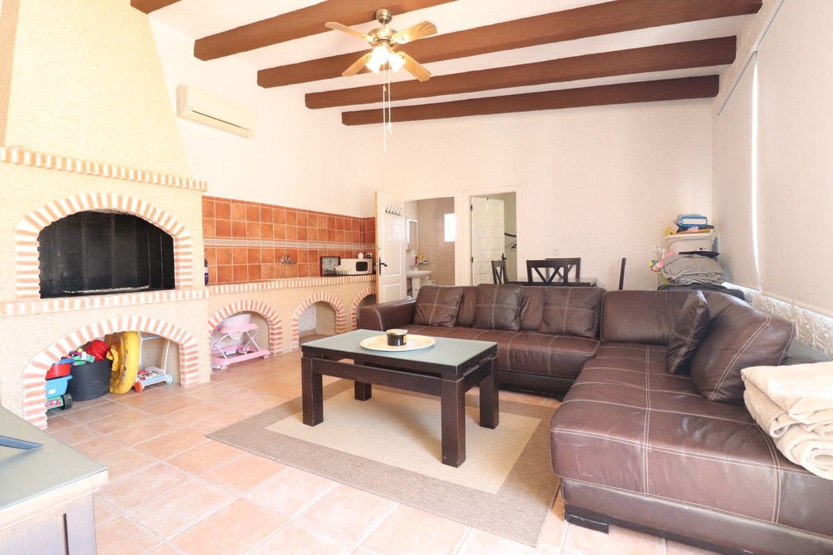 6 chambre Villa/Maison à vendre à Almoradi avec piscine - 595 000 € (Ref: 10028476)