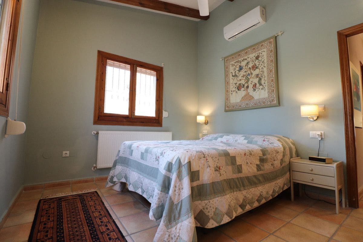 7 quarto Moradia para venda em Catral com piscina - 975 000 € (Ref: 10028478)