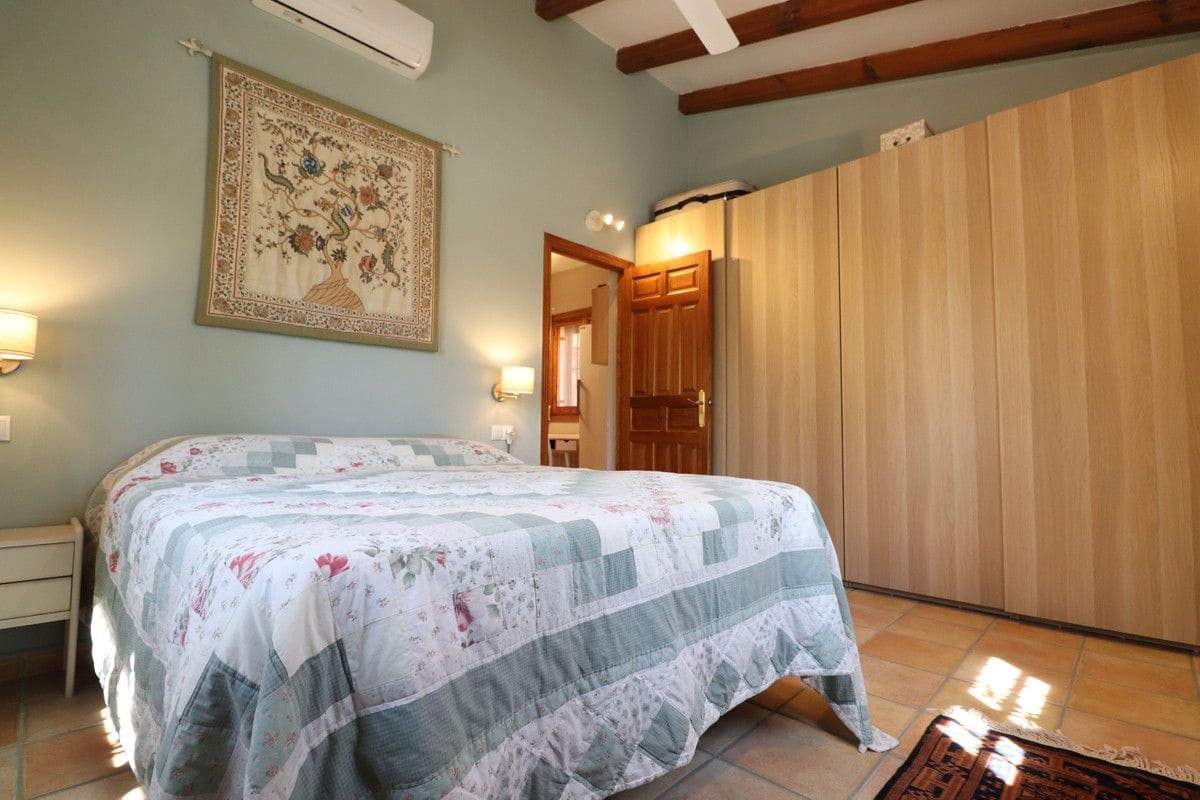 7 quarto Moradia para venda em Catral com piscina - 975 000 € (Ref: 10028478)