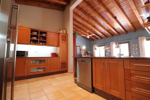 7 soveværelse Villa til salg i Catral med swimmingpool - € 975.000 (Ref: 10028478)
