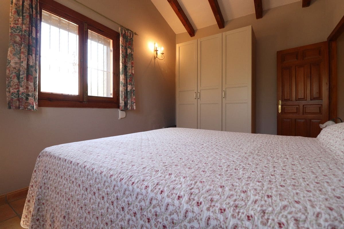 7 quarto Moradia para venda em Catral com piscina - 975 000 € (Ref: 10028478)