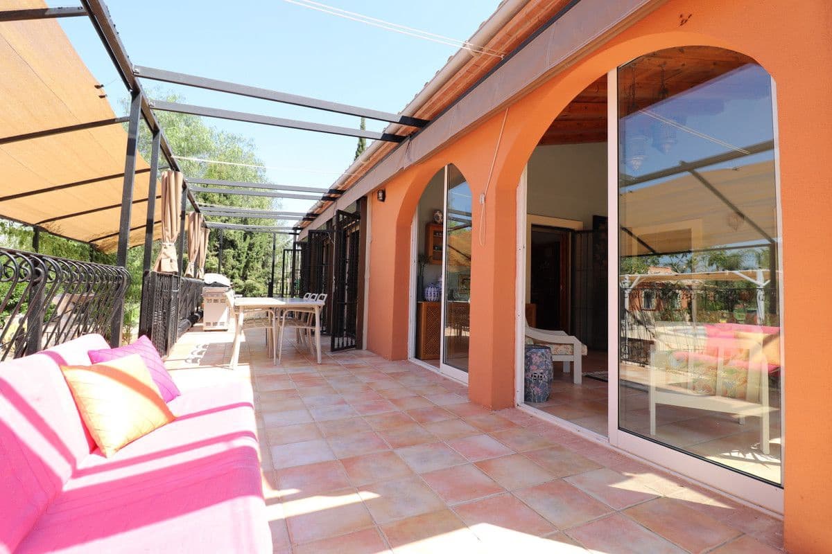 7 quarto Moradia para venda em Catral com piscina - 975 000 € (Ref: 10028478)