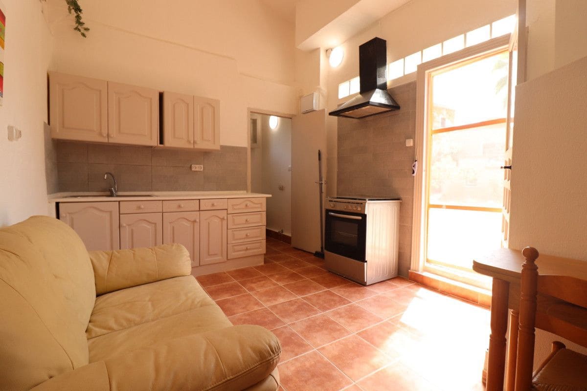 7 quarto Moradia para venda em Catral com piscina - 975 000 € (Ref: 10028478)