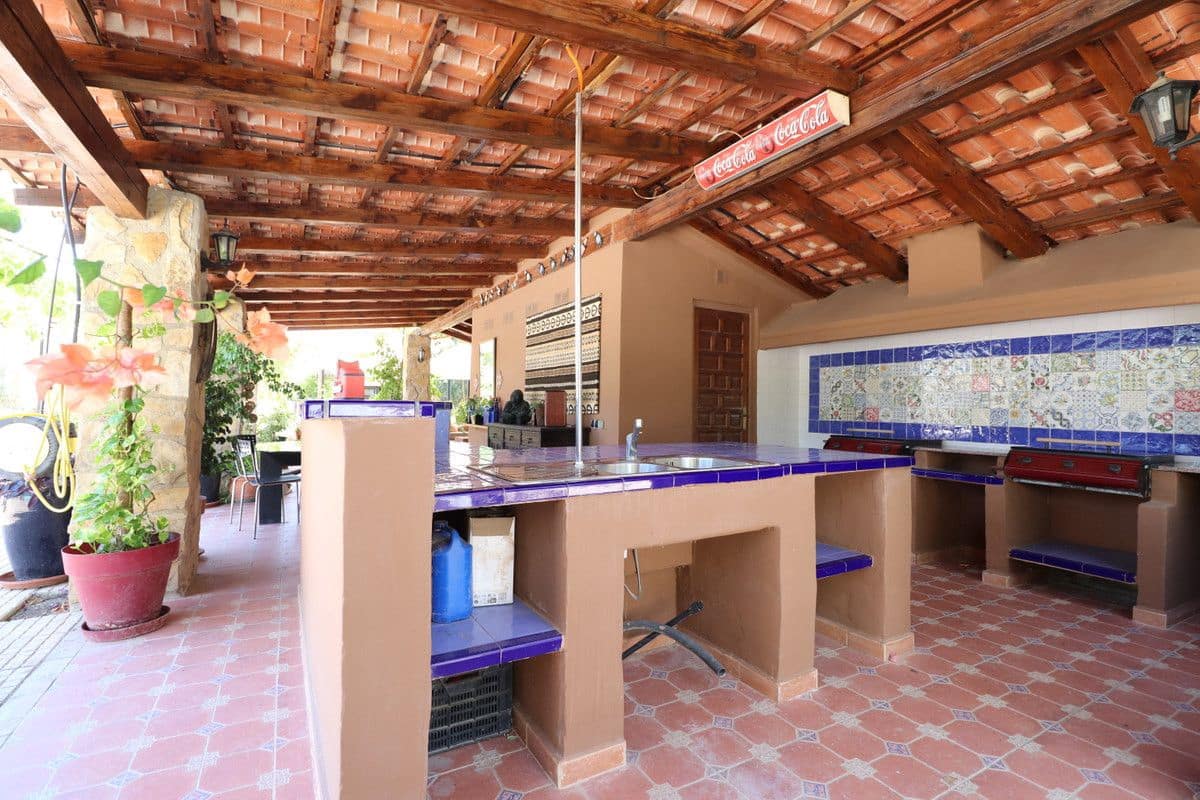 7 quarto Moradia para venda em Catral com piscina - 975 000 € (Ref: 10028478)
