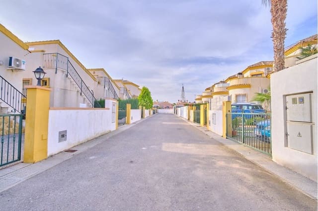 3 bedroom Villa for sale in Los Montesinos - € 260,000 (Ref: 10028480)