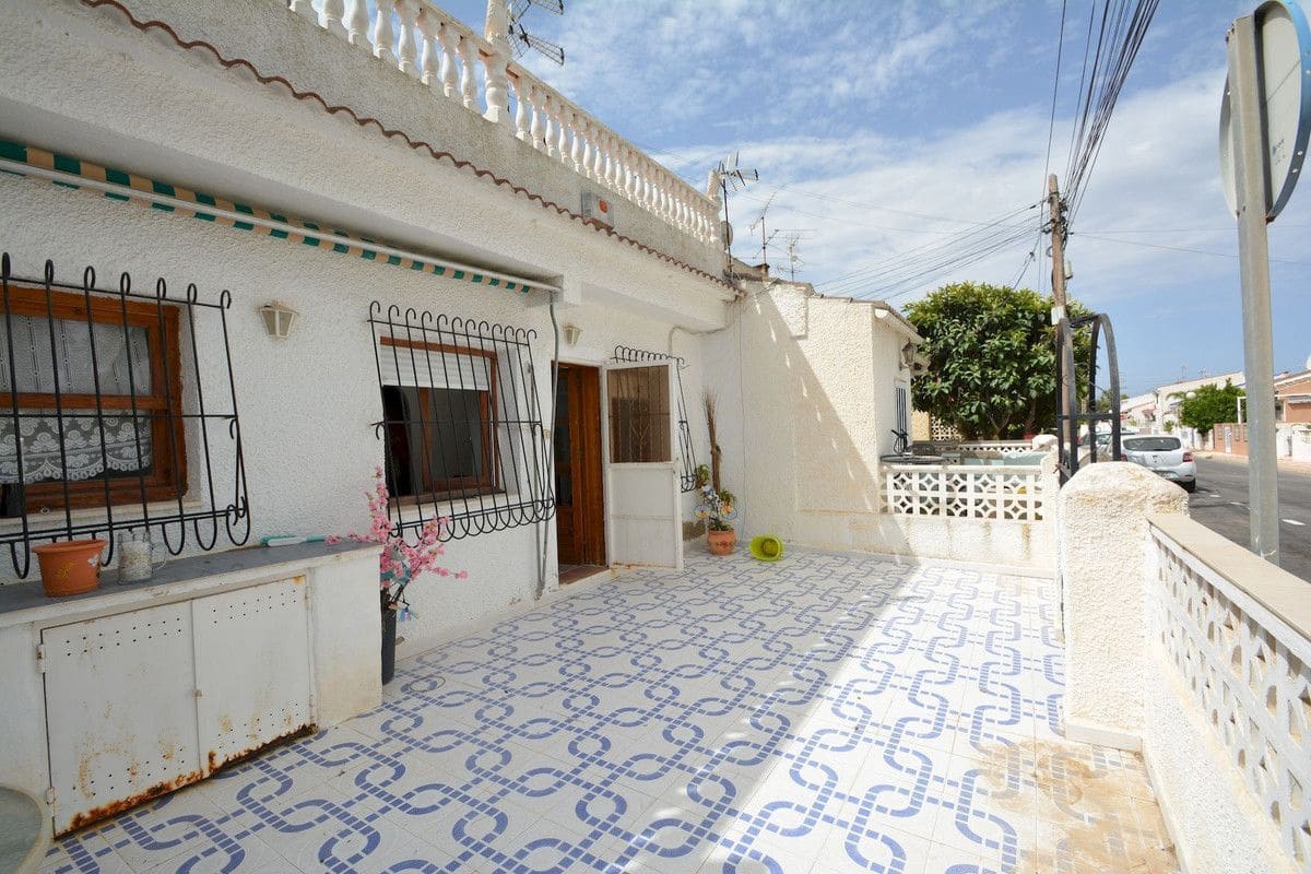 4 sypialnia Willa na sprzedaż w Torrevieja - 235 000 € (Ref: 10028484)