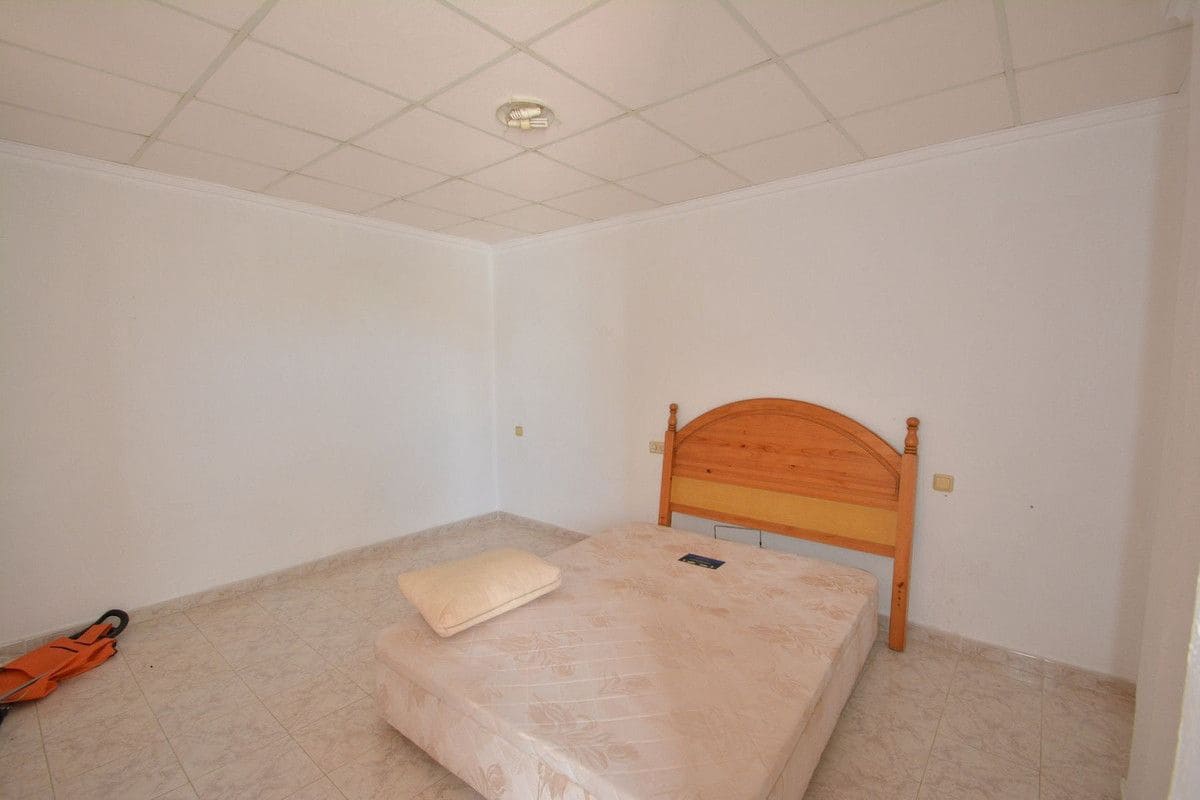 4 sypialnia Willa na sprzedaż w Torrevieja - 235 000 € (Ref: 10028484)