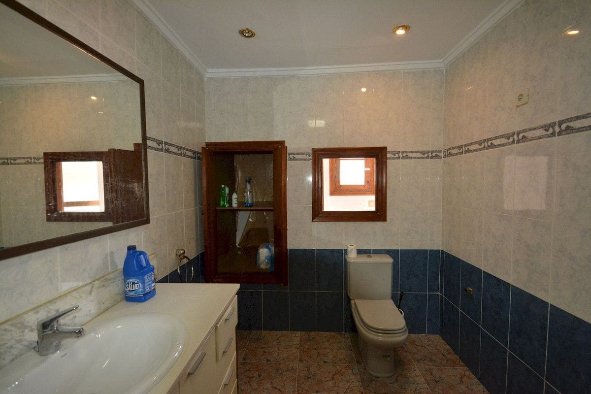 4 sypialnia Willa na sprzedaż w Torrevieja - 235 000 € (Ref: 10028484)