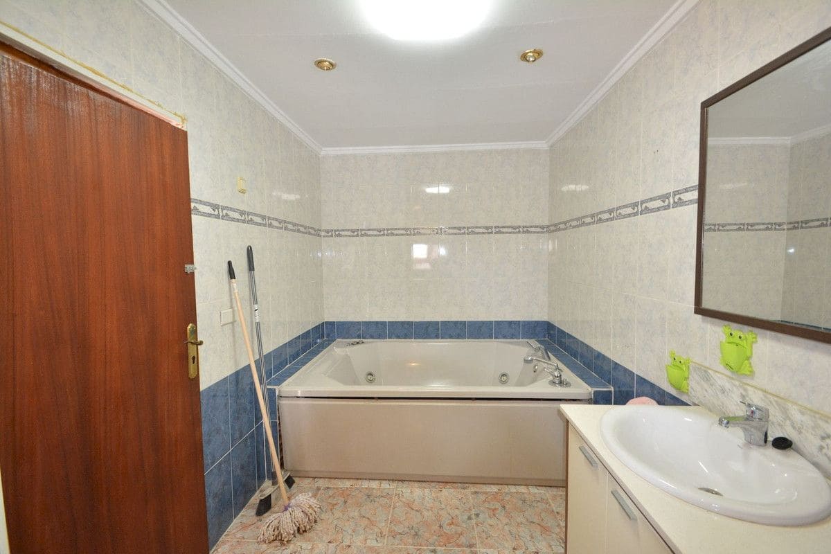 4 sypialnia Willa na sprzedaż w Torrevieja - 235 000 € (Ref: 10028484)