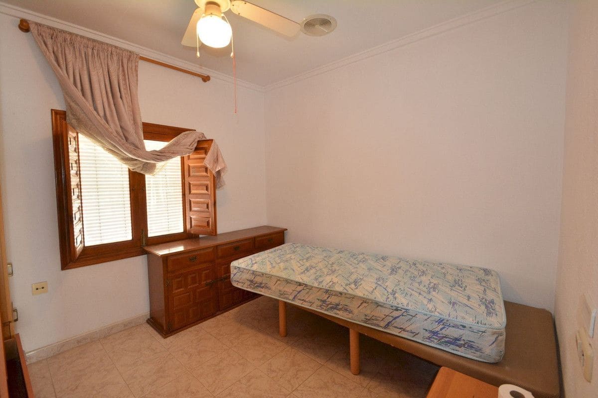 4 sypialnia Willa na sprzedaż w Torrevieja - 235 000 € (Ref: 10028484)