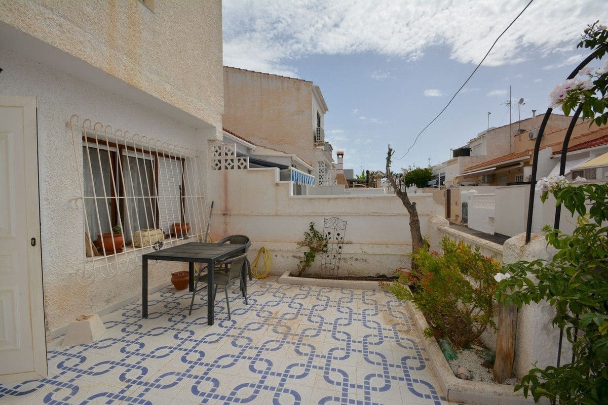 4 sypialnia Willa na sprzedaż w Torrevieja - 235 000 € (Ref: 10028484)