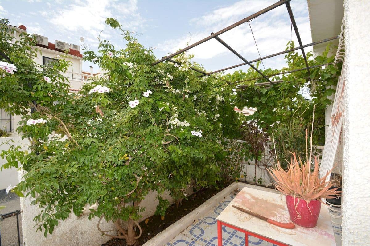 4 sypialnia Willa na sprzedaż w Torrevieja - 235 000 € (Ref: 10028484)