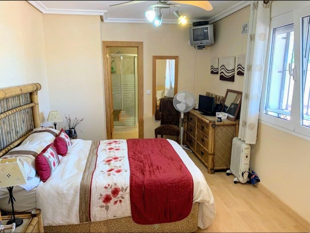 6 slaapkamer Villa te koop in La Florida met zwembad - € 610.000 (Ref: 10028485)