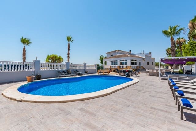 4 soveværelse Villa til salg i Catral - € 549.000 (Ref: 10028490)