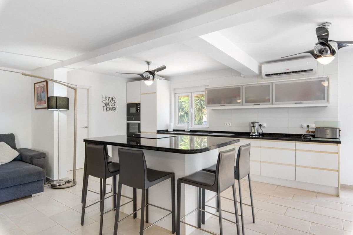 4 soveværelse Villa til salg i Catral - € 549.000 (Ref: 10028490)