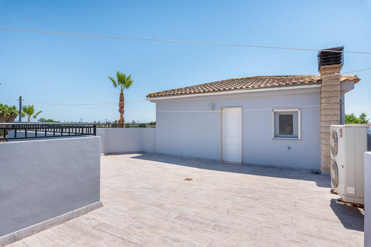4 soveværelse Villa til salg i Catral - € 549.000 (Ref: 10028490)