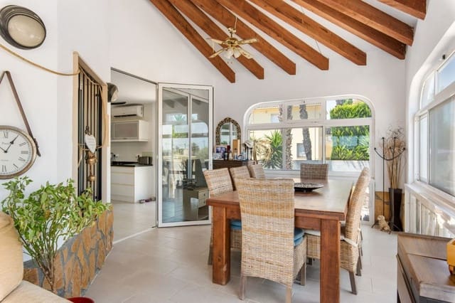 4 soveværelse Villa til salg i Catral - € 549.000 (Ref: 10028490)