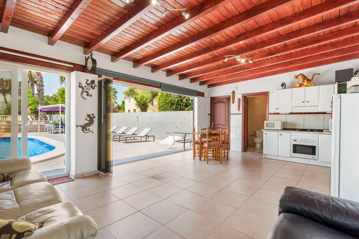 4 soveværelse Villa til salg i Catral - € 549.000 (Ref: 10028490)