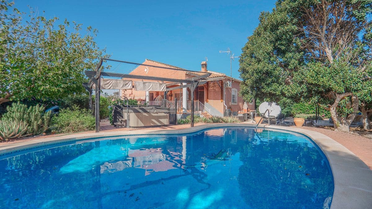 3 sypialnia Willa na sprzedaż w Orihuela z basenem - 350 000 € (Ref: 10028491)