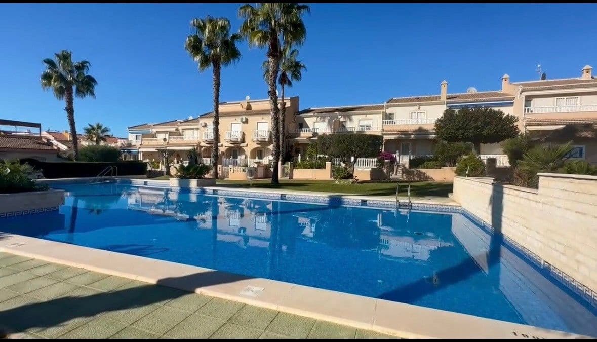 Casa de 2 habitaciones en Doña Pepa en venta - 239.000 € (Ref: 10028494)