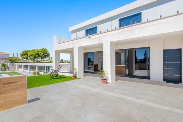 8 soveværelse Finca/Landehus til salg i Los Montesinos med swimmingpool - € 1.400.000 (Ref: 10028517)