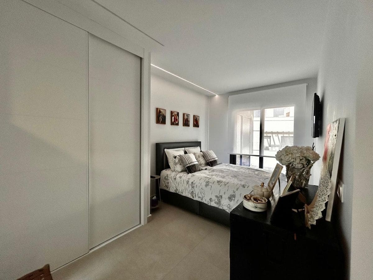 3 camera da letto Appartamento in vendita in Orihuela Costa con piscina - 390.000 € (Rif: 10028518)