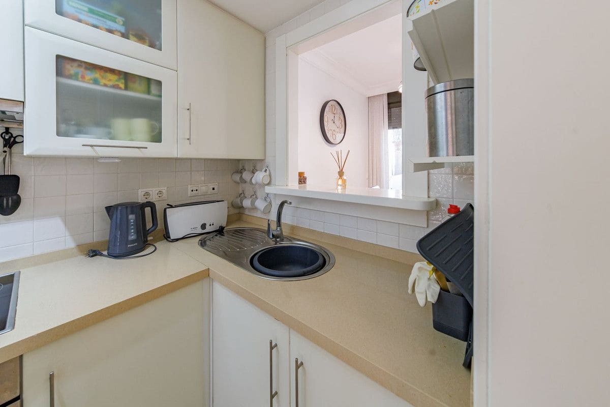 2 soverom Kjedet enebolig til salgs i Roda med svømmebasseng - € 229 950 (Ref: 10028525)