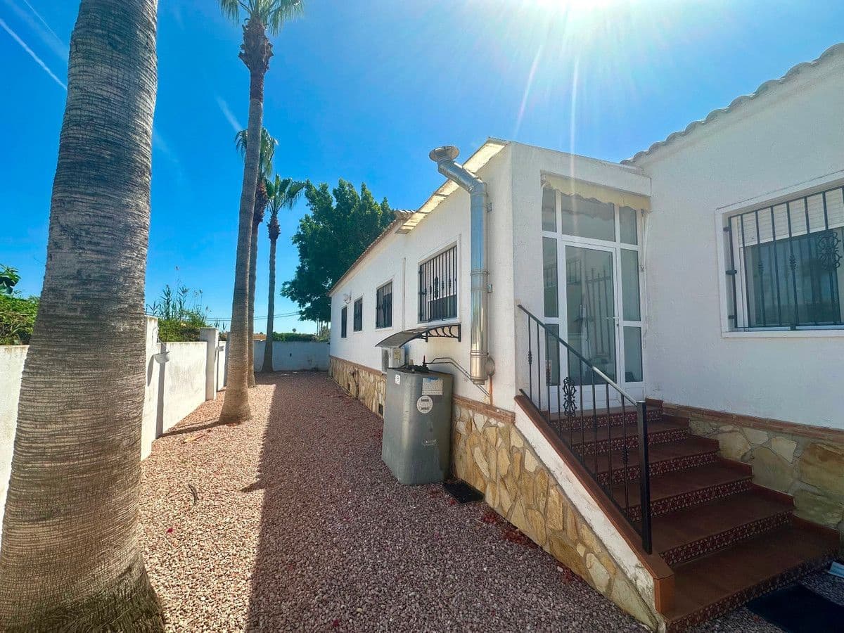 3 sovrum Villa till salu i Catral med pool - 435 000 € (Ref: 10028530)