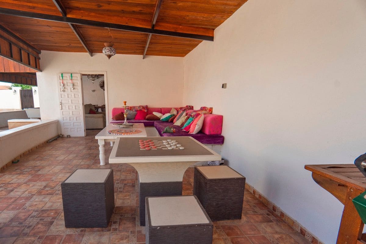 6 chambre Villa/Maison à vendre à Almoradi avec piscine - 595 000 € (Ref: 10028533)