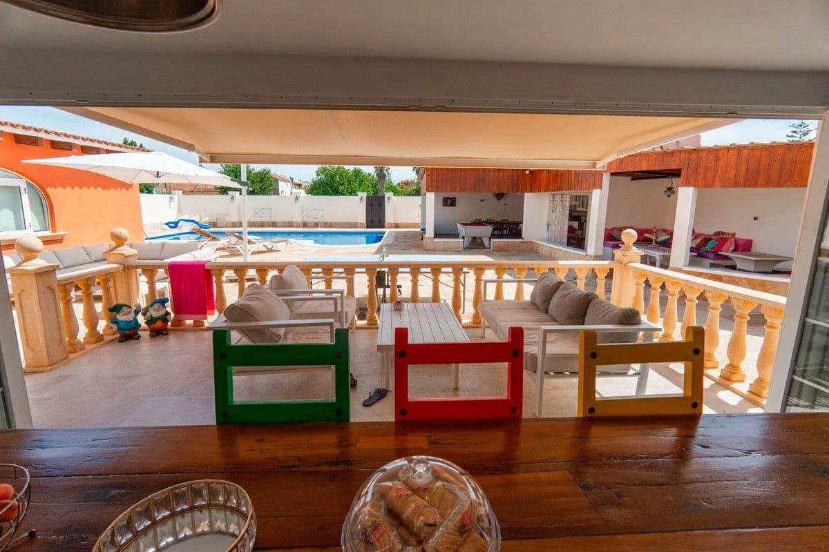6 chambre Villa/Maison à vendre à Almoradi avec piscine - 595 000 € (Ref: 10028533)