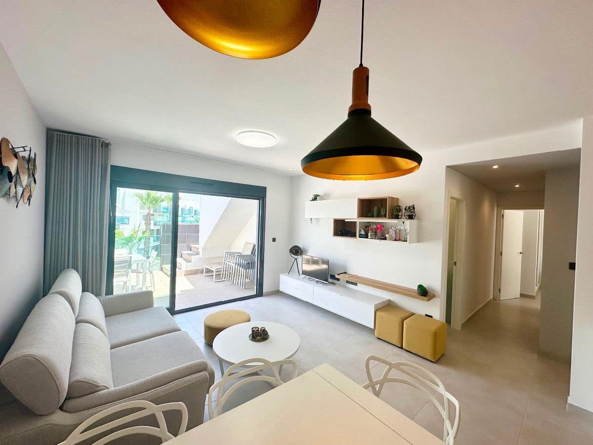 3 sypialnia Apartament na sprzedaż w Guardamar del Segura z basenem - 299 995 € (Ref: 10028534)