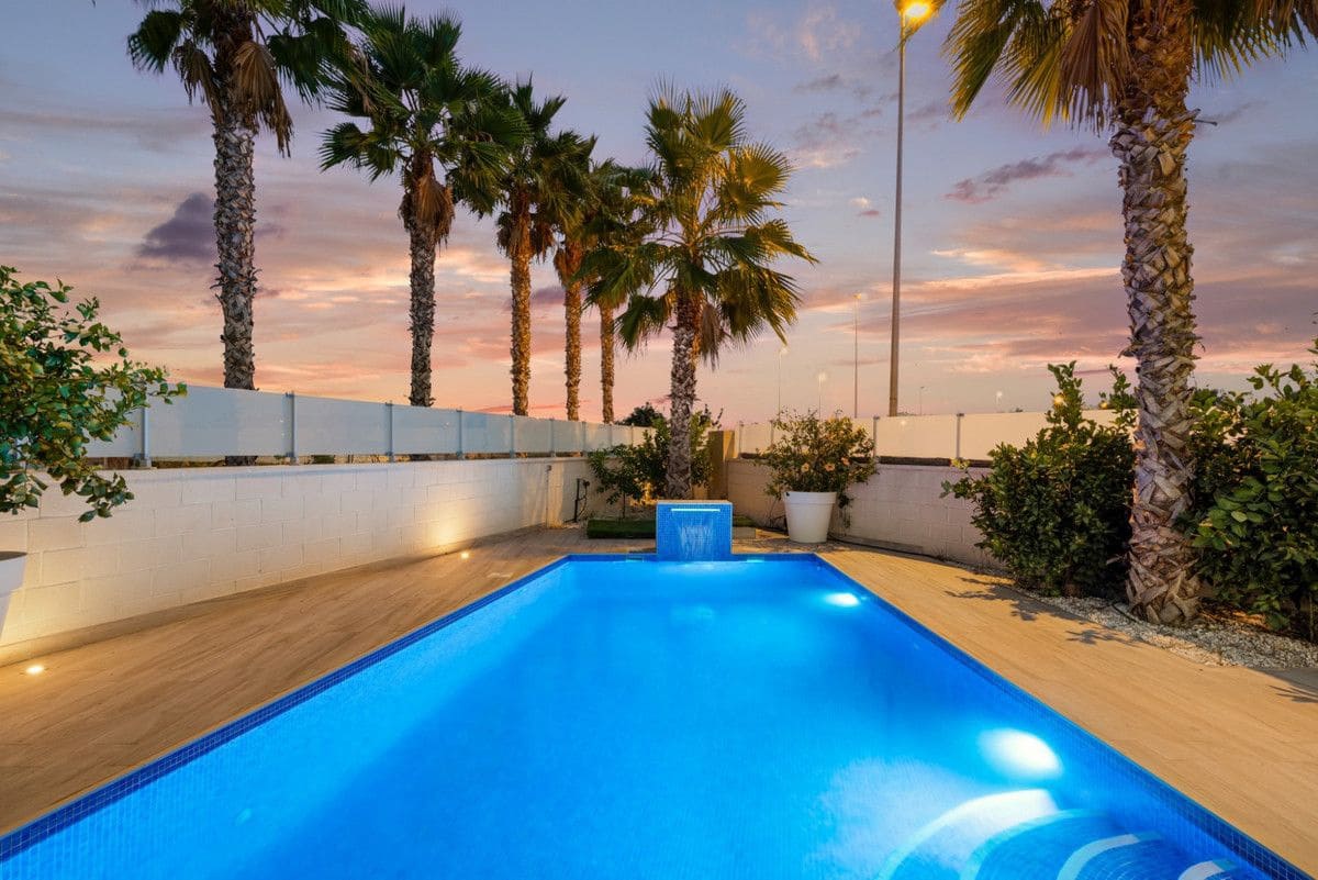 5 soveværelse Villa til salg i Las Ramblas Golf - € 829.000 (Ref: 10028536)