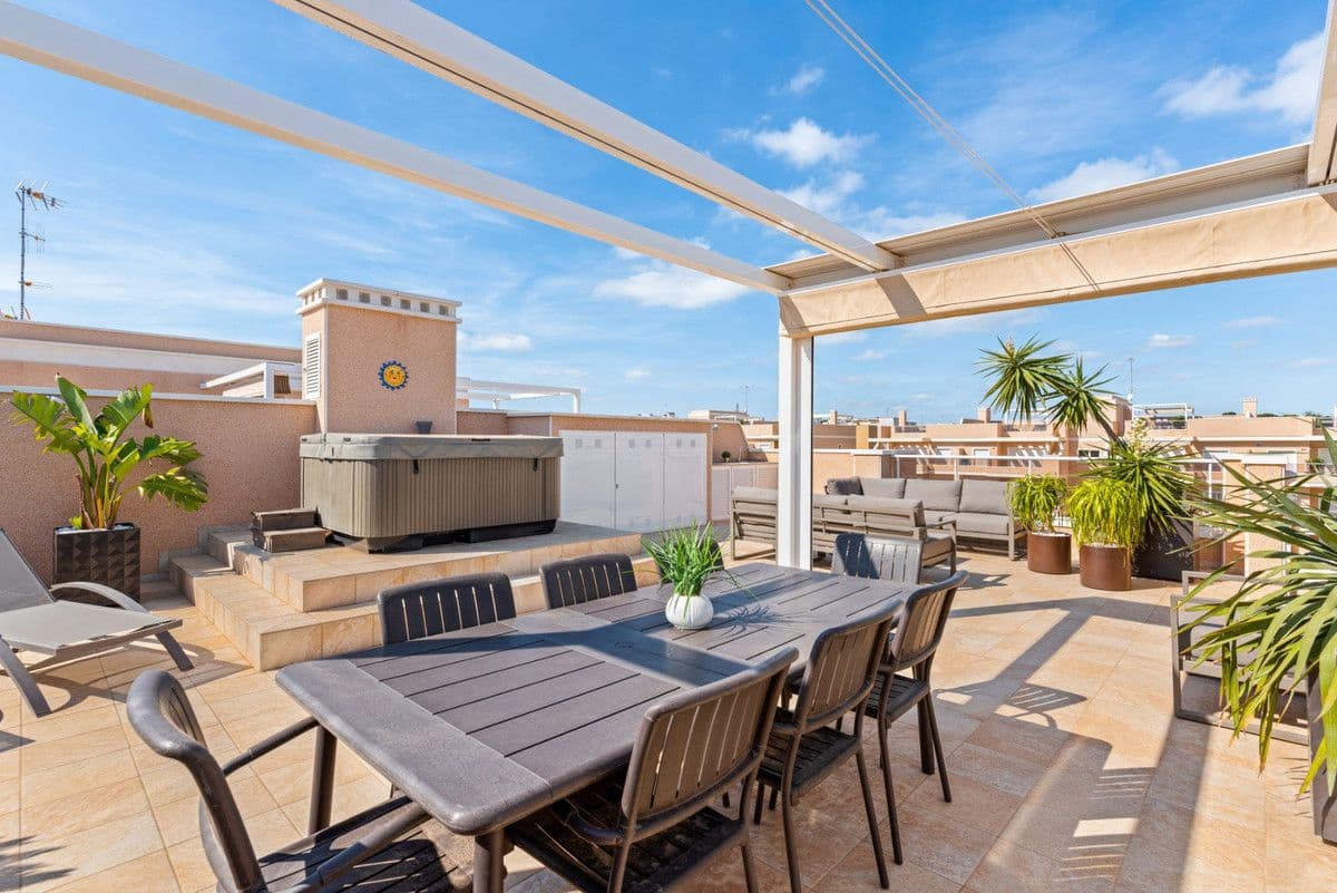 3 quarto Apartamento para venda em Orihuela Costa - 450 000 € (Ref: 10028539)