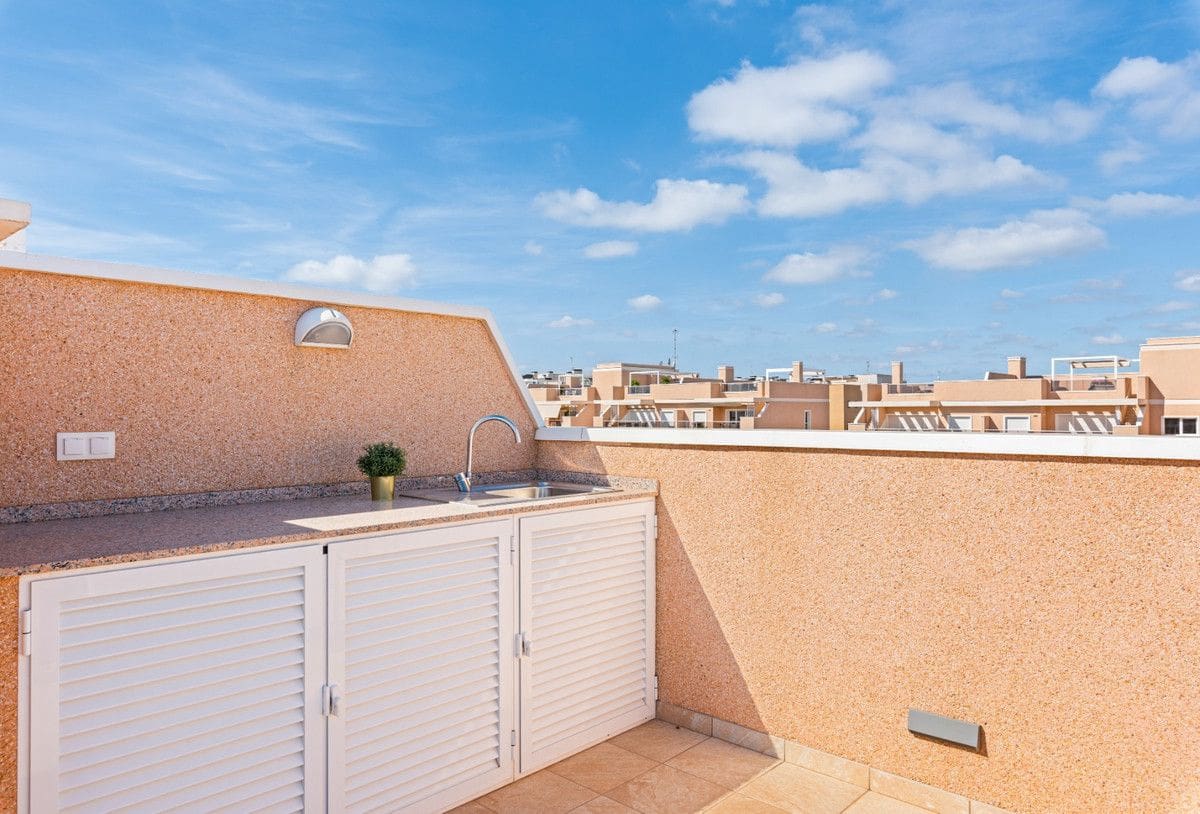 3 quarto Apartamento para venda em Orihuela Costa - 450 000 € (Ref: 10028539)