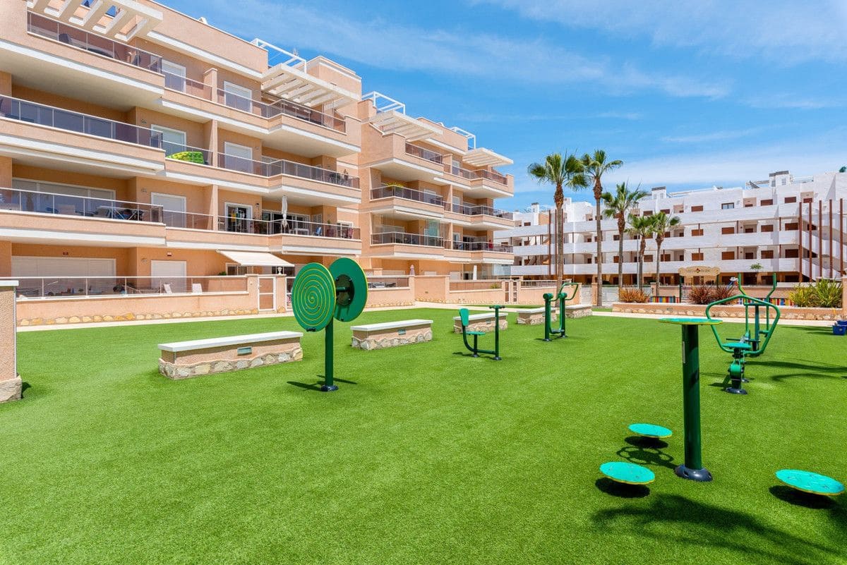 3 quarto Apartamento para venda em Orihuela Costa - 450 000 € (Ref: 10028539)
