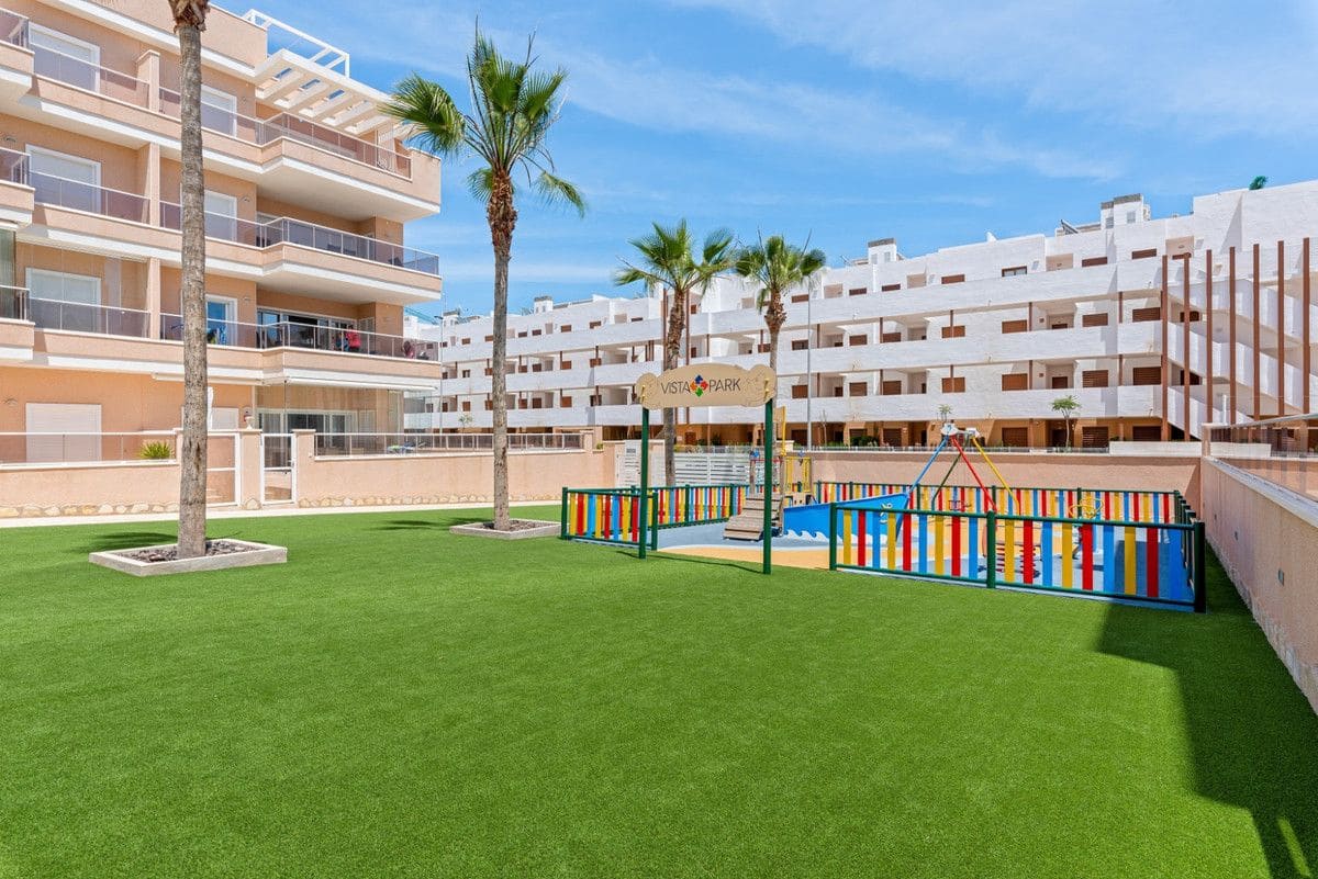 3 quarto Apartamento para venda em Orihuela Costa - 450 000 € (Ref: 10028539)