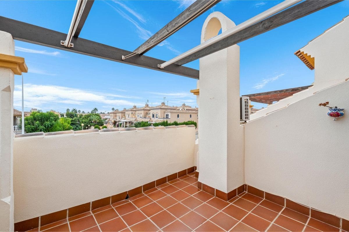 3 slaapkamer Huis te koop in La Zenia - € 299.000 (Ref: 10028540)