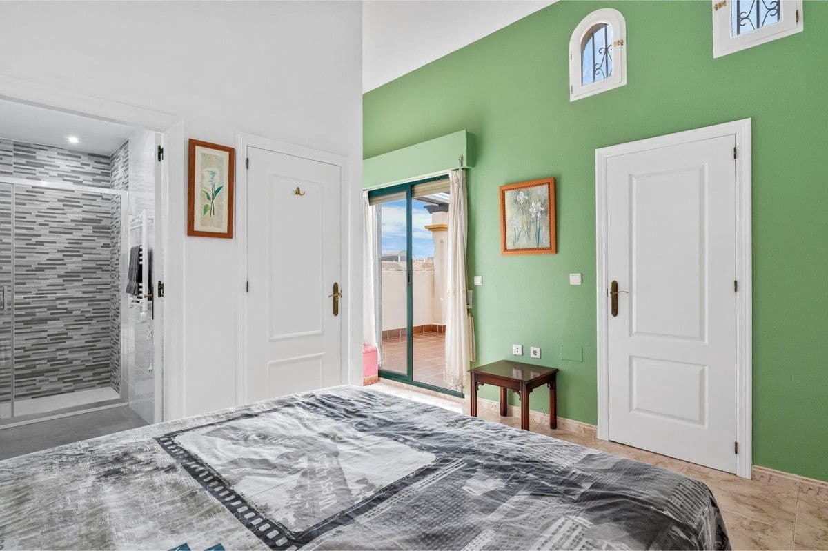 3 slaapkamer Huis te koop in La Zenia - € 299.000 (Ref: 10028540)