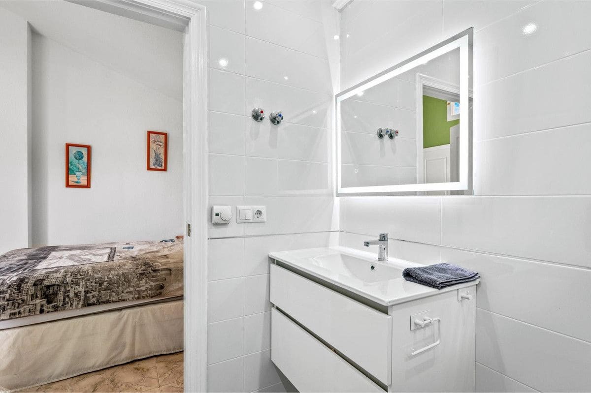 3 slaapkamer Huis te koop in La Zenia - € 299.000 (Ref: 10028540)