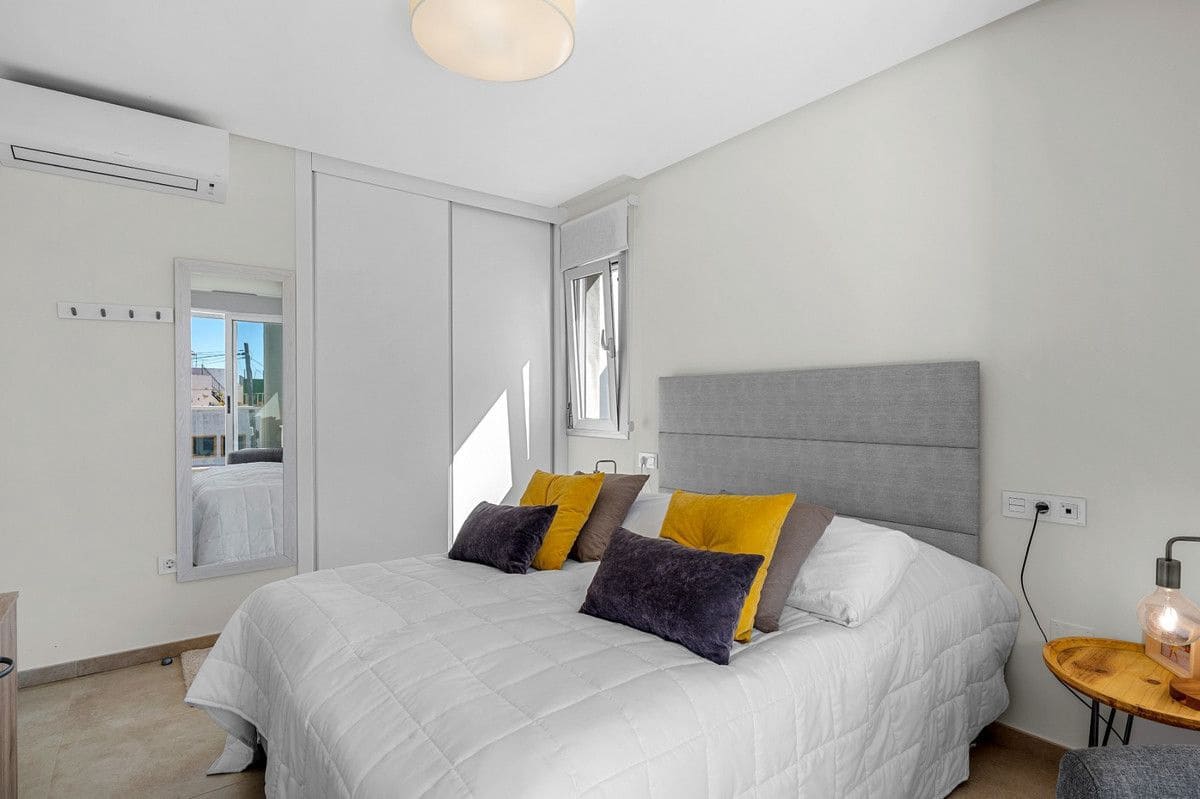 3 chambre Maison de Ville à vendre à Daya Nueva - 329 000 € (Ref: 10028542)