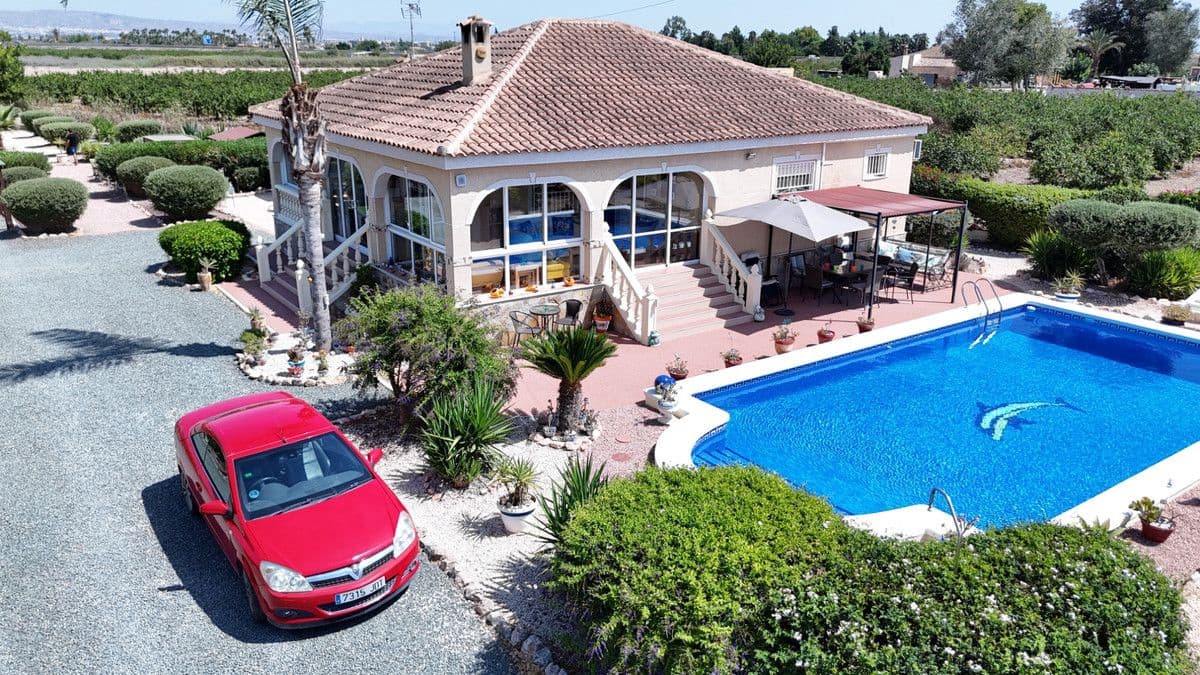 3 makuuhuone Huvila myytävänä paikassa Catral - 379 000 € (Ref: 10028547)