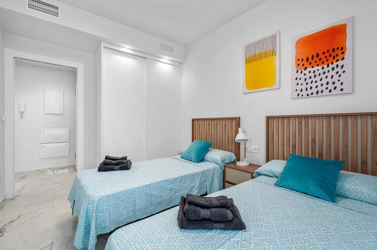 2 quarto Apartamento para venda em La Zenia - 315 000 € (Ref: 10028559)