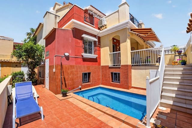 4 bedroom Villa for sale in Miramar - Torre del Moro, Torrevieja with pool - € 317,000 (Ref: 10028562)