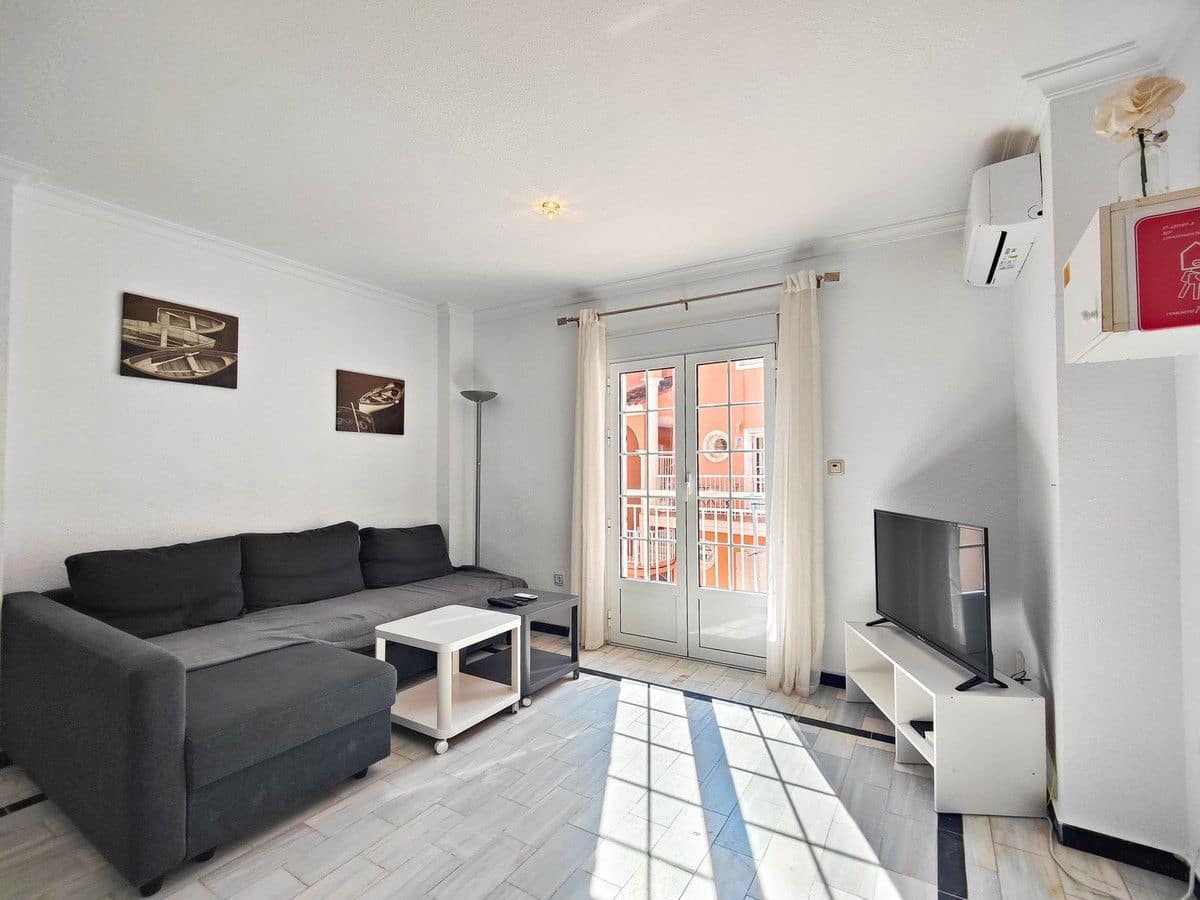 2 sovrum Lägenhet till salu i Torrevieja med pool - 215 000 € (Ref: 10028570)