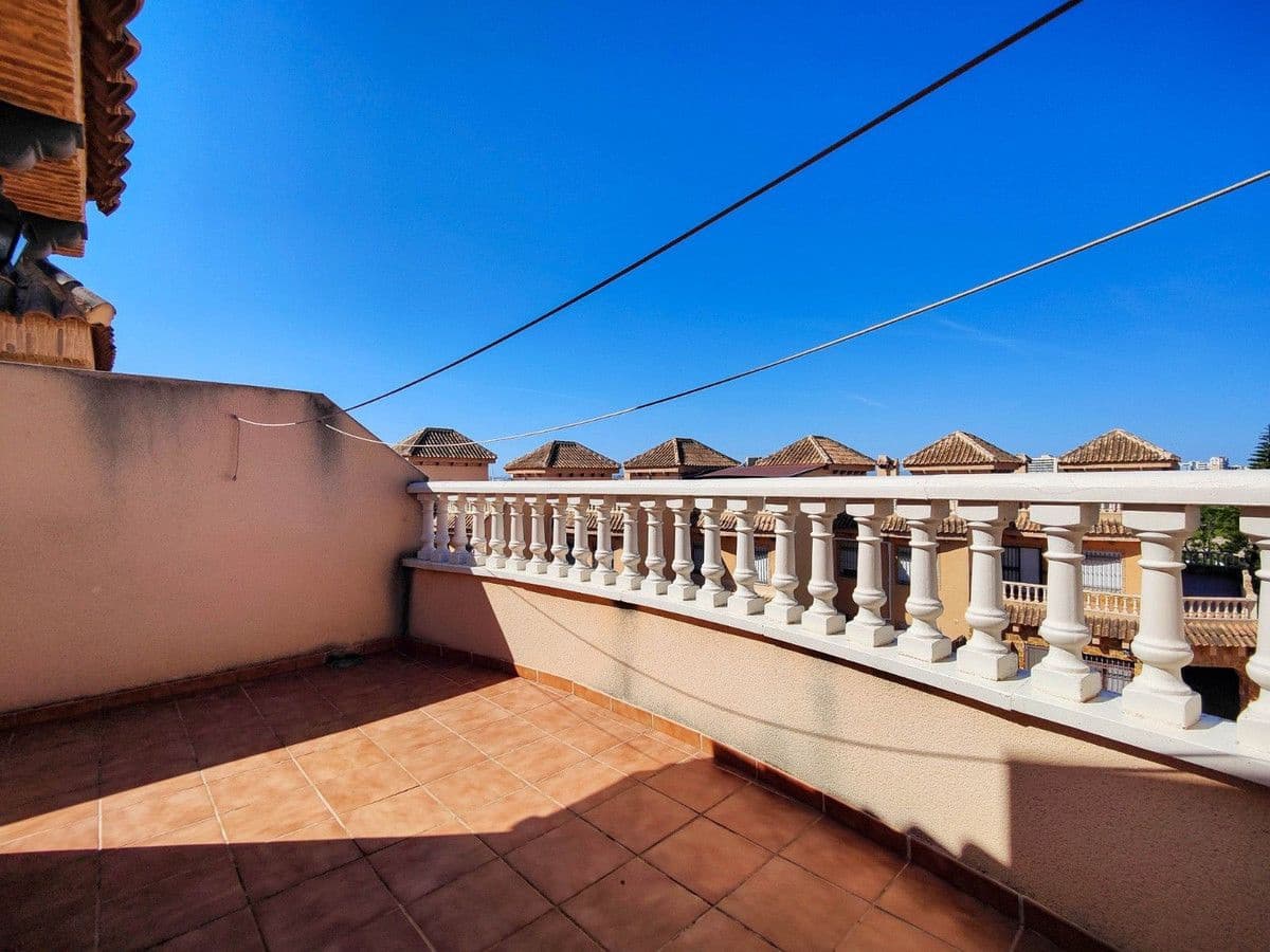 4 slaapkamer Huis te koop in Guardamar del Segura met zwembad - € 269.000 (Ref: 10028571)