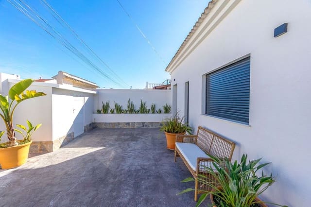 3 sypialnia Willa na sprzedaż w El Chaparral, Torrevieja z basenem - 459 000 € (Ref: 10028572)